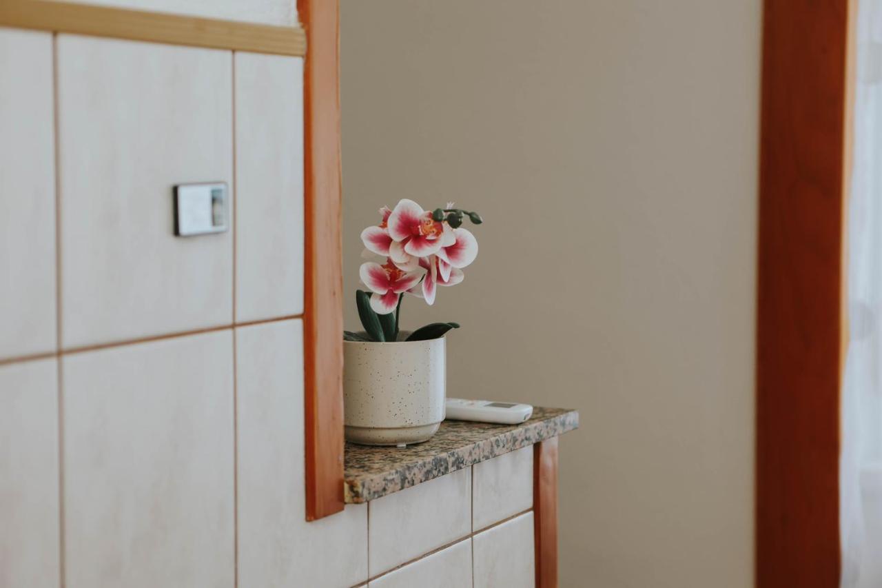 Apartment I&t *