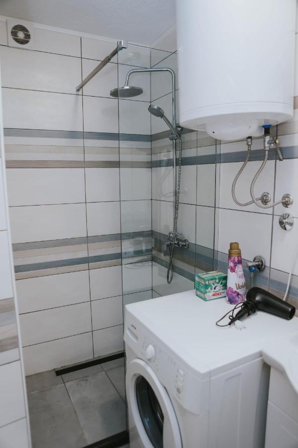 I&t Apartment *