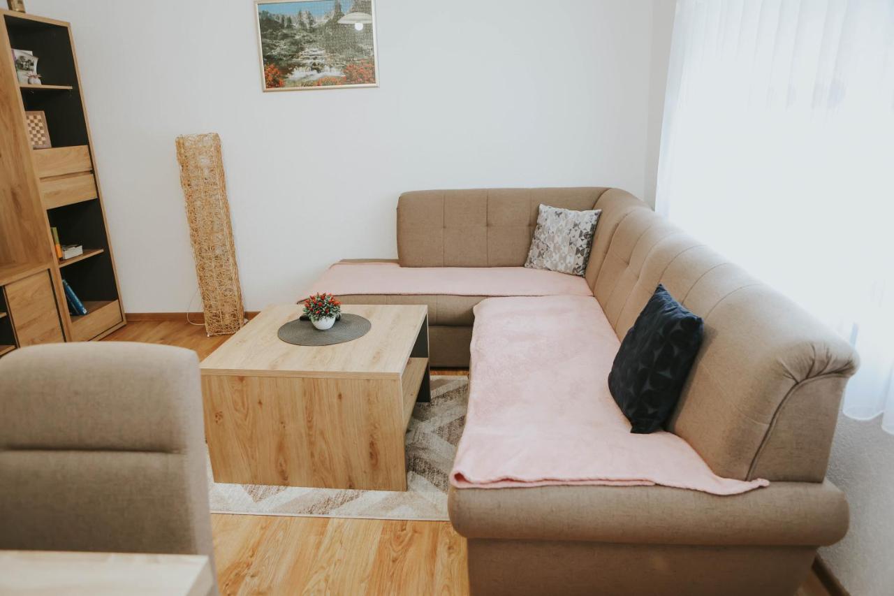 I&t Apartment *