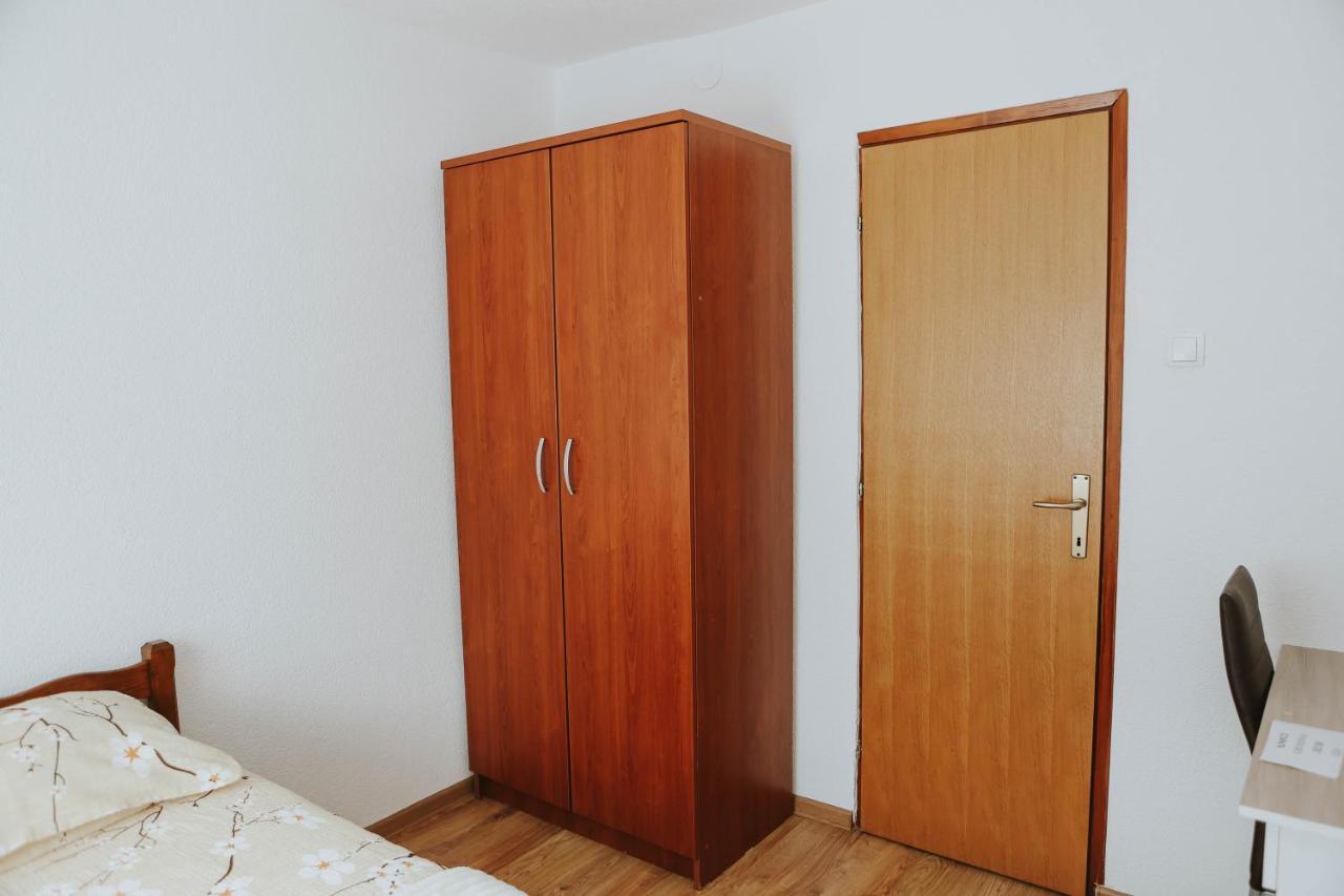 I&t Apartment *
