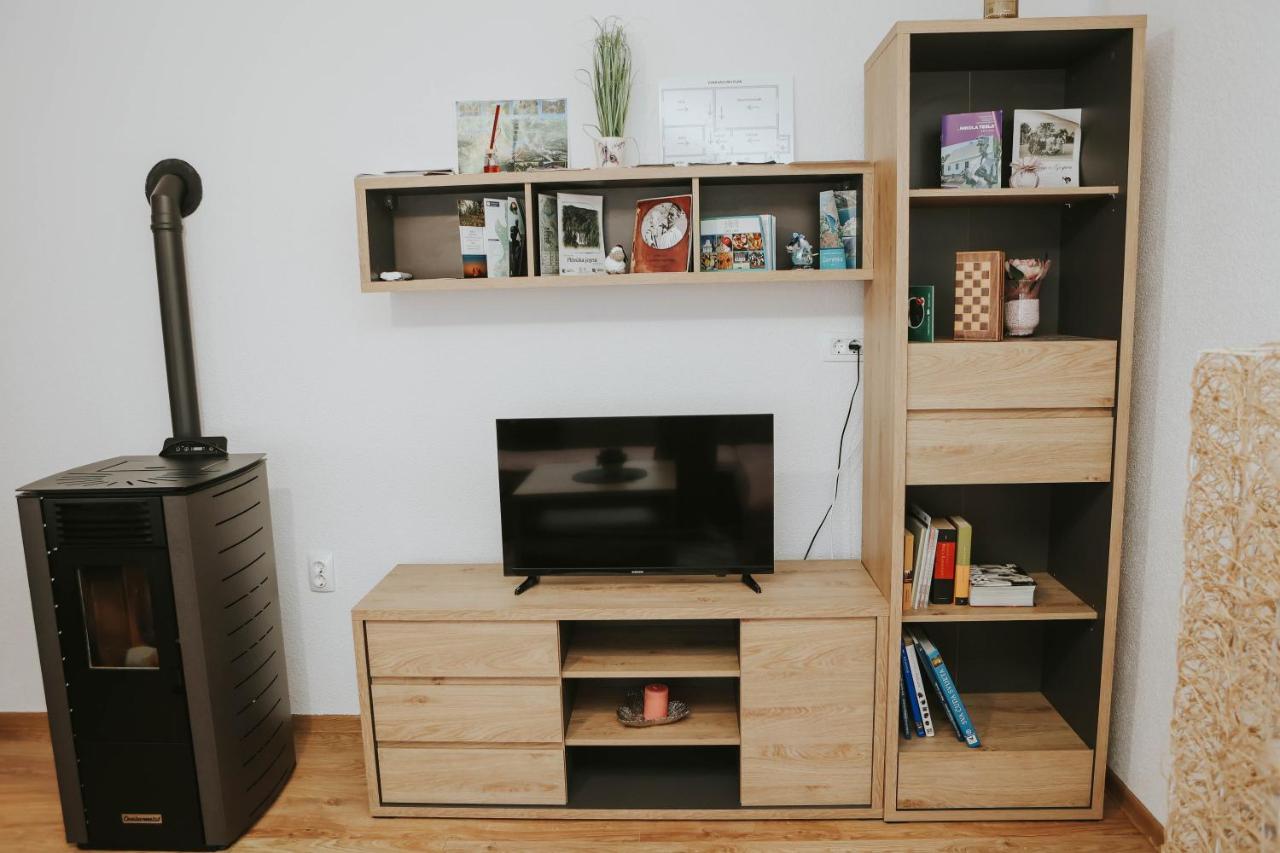 Apartment I&t *